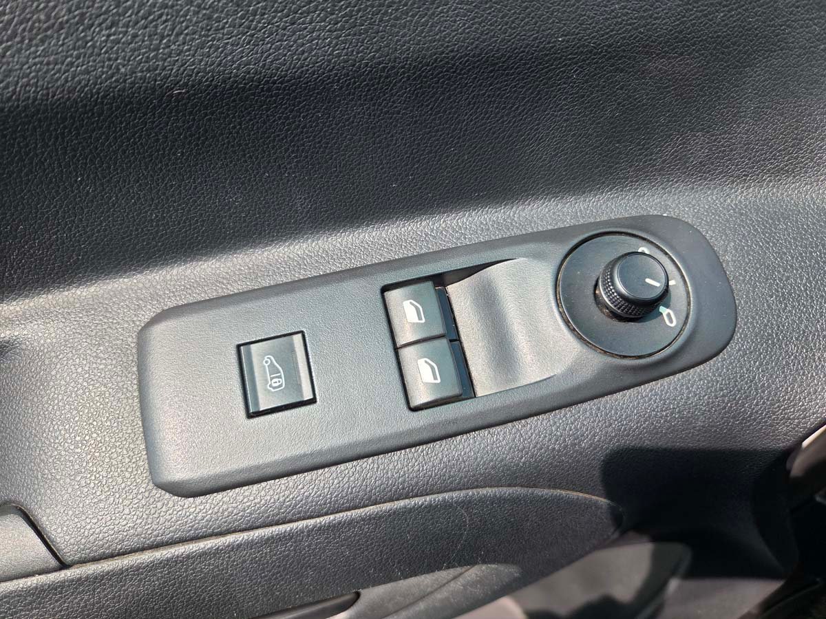 Peugeot Partner L1 Blue 2024 Full Equipo Único Dueño - Imagen 8