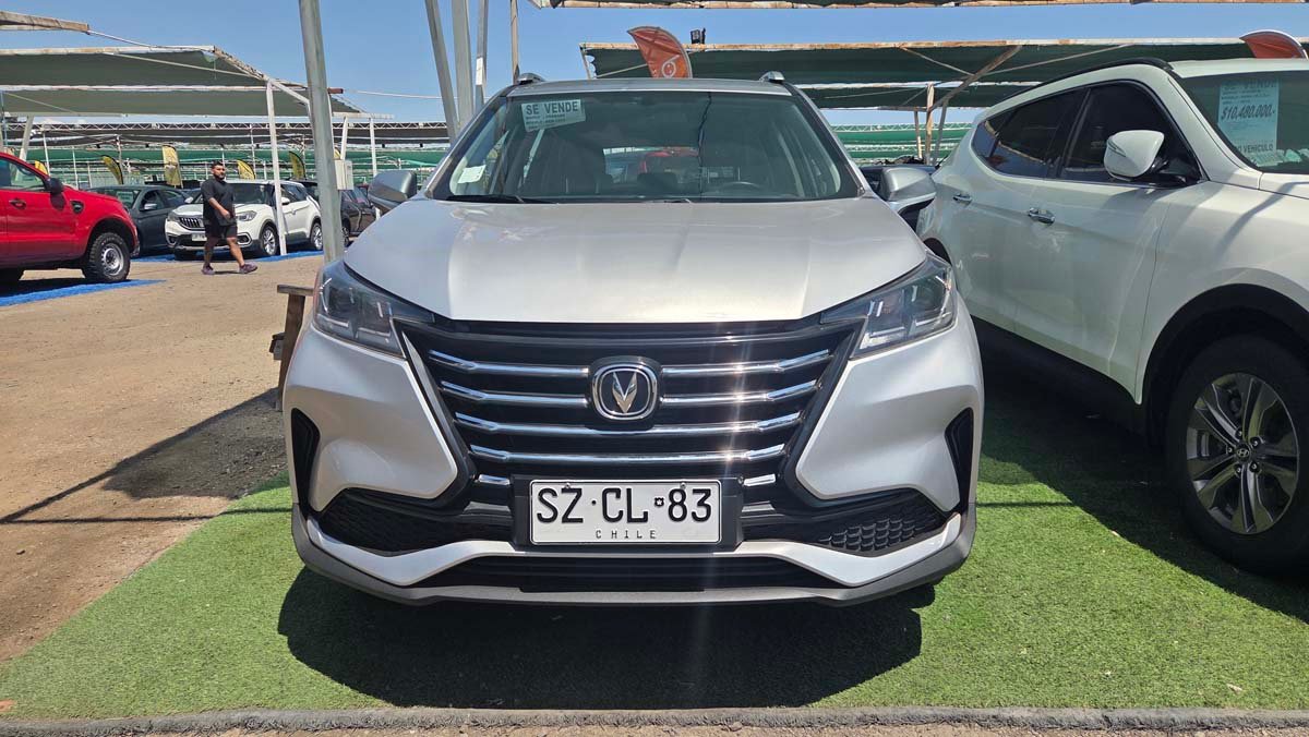 Changan New CS15 2023 1.5 Full Equipo