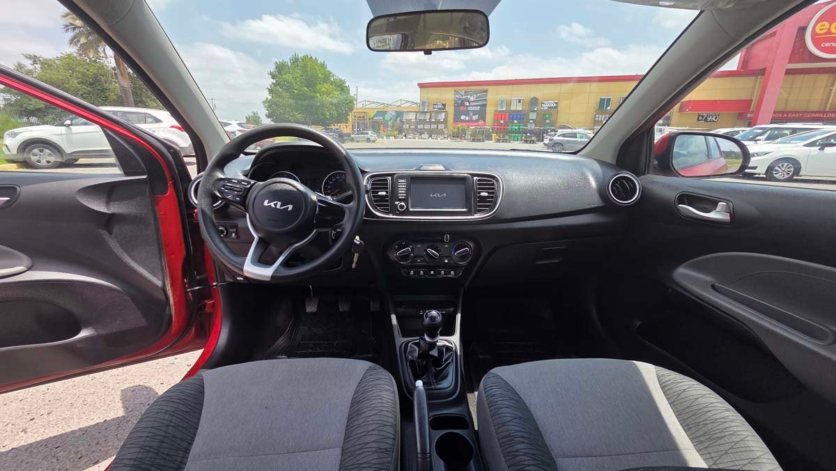 Kia Soluto 2024 Full Equipo Único Dueño - Imagen 14