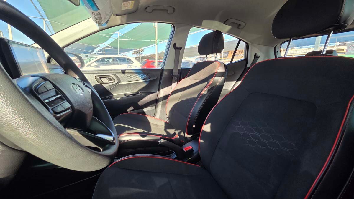 Hyundai i10 2025 1.2 Full Equipo - Imagen 6