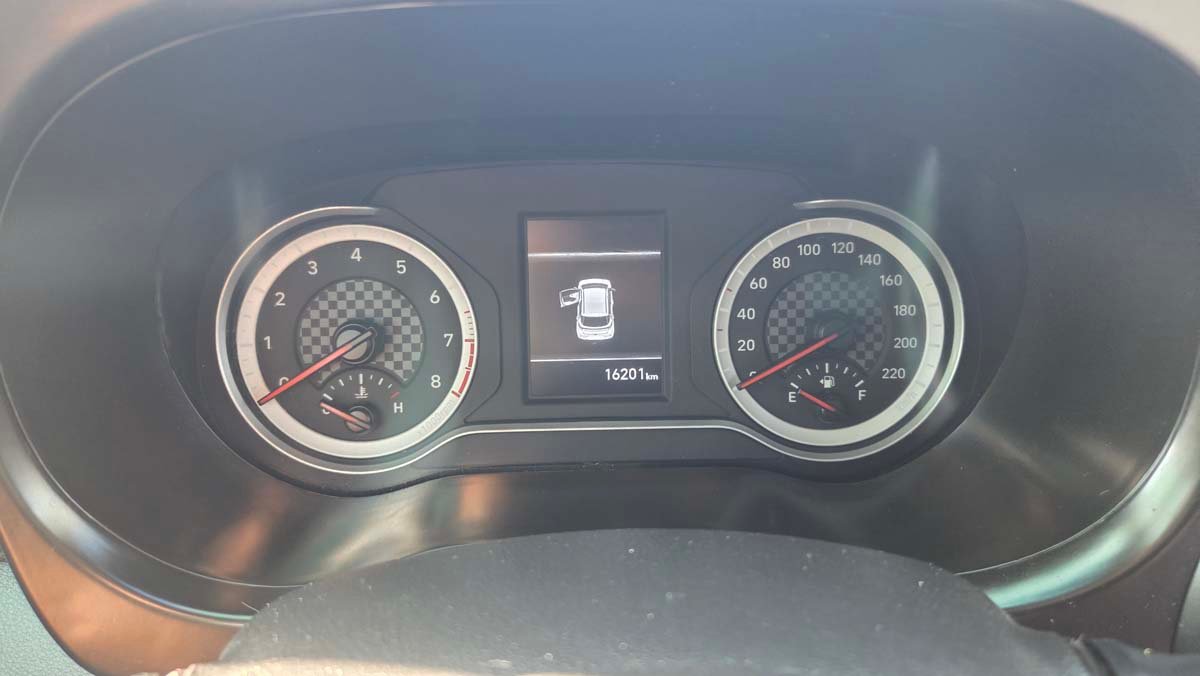 Hyundai i10 2025 1.2 Full Equipo - Imagen 8