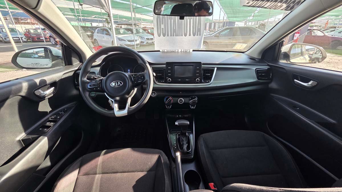 Kia Rio 4 2018 Automático Full Equipo - Imagen 5