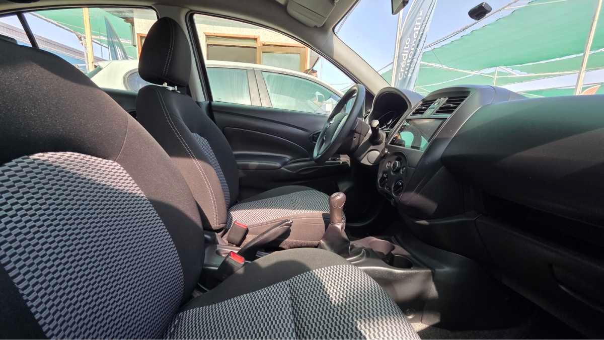 Nissan Versa 2020 Full equipo - Imagen 6