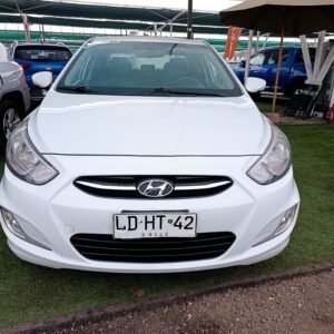 Hyundai Accent 2019 2 dueños