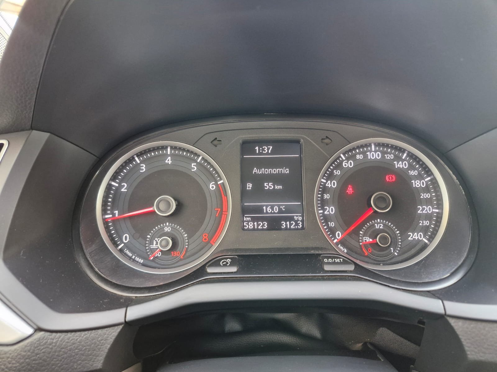Hyundai Accent 2025 Full Equipo único dueño - Imagen 9