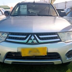 Mitsubishi Montero 2015 Full Equipo